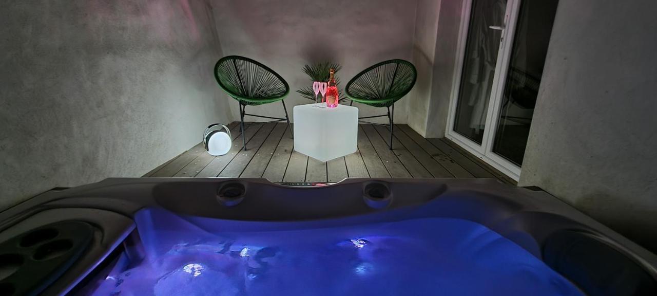L'Acqua Dolce - La Rochelle - Ile De Re - Jacuzzi Appartement Buitenkant foto