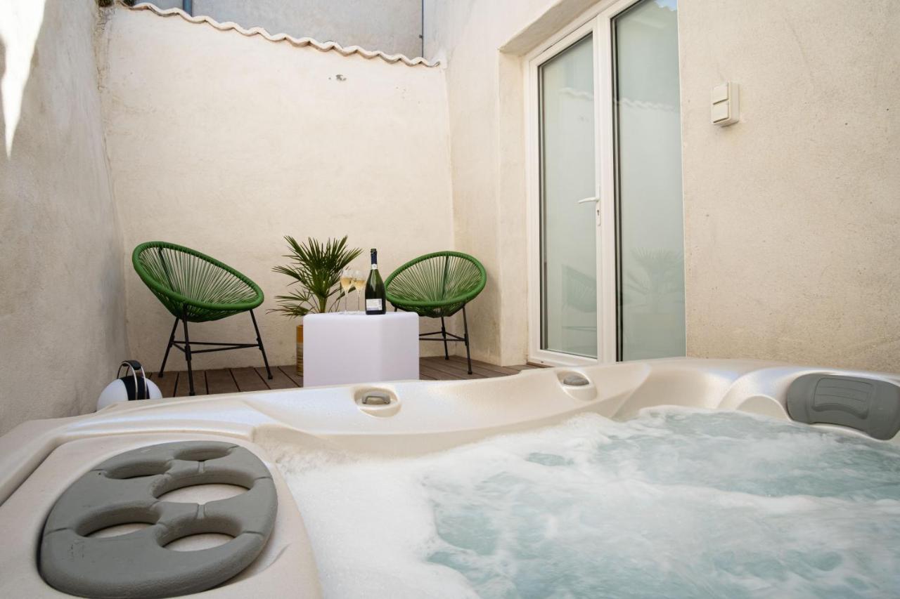 L'Acqua Dolce - La Rochelle - Ile De Re - Jacuzzi Appartement Buitenkant foto